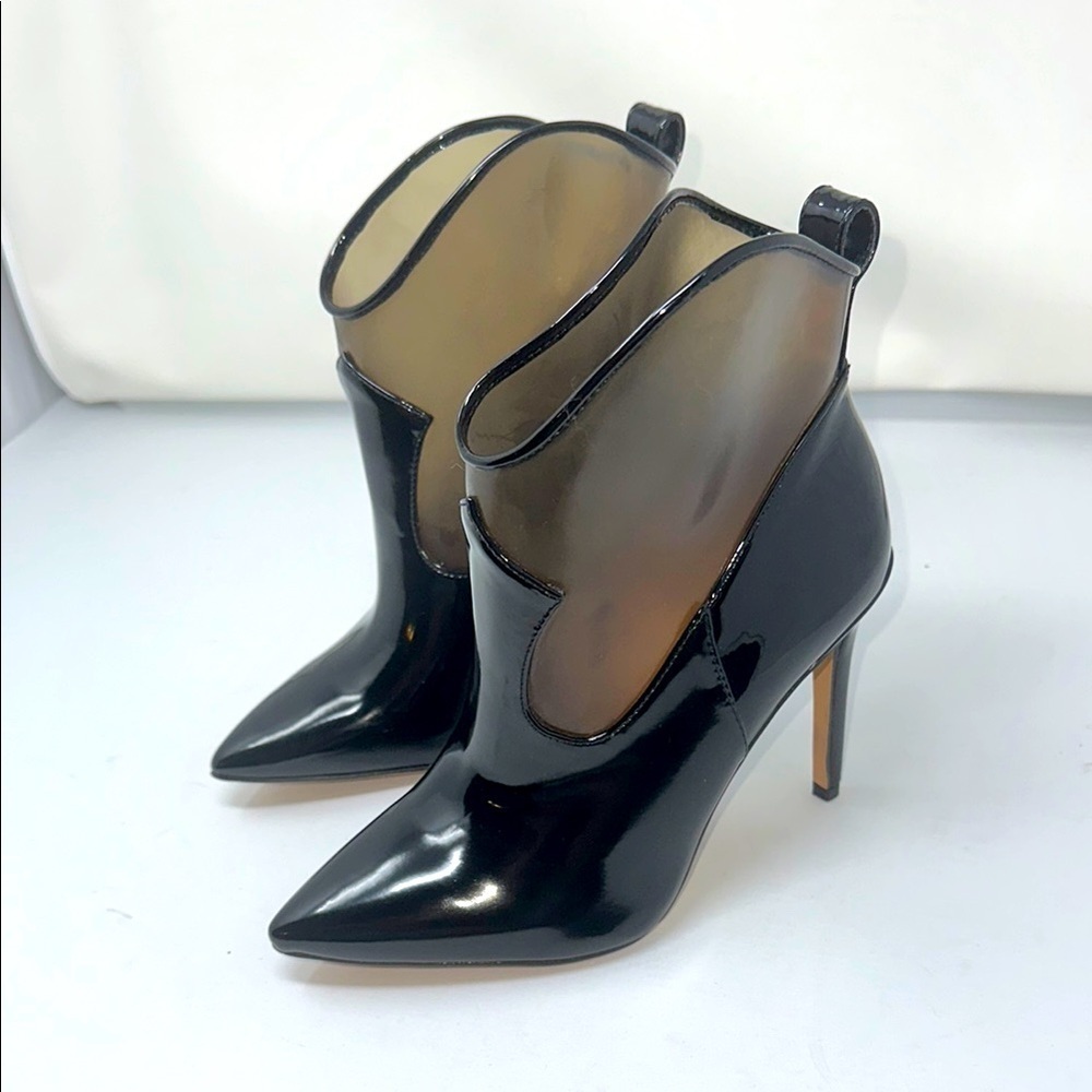 Jessica Simpson booties size 6M